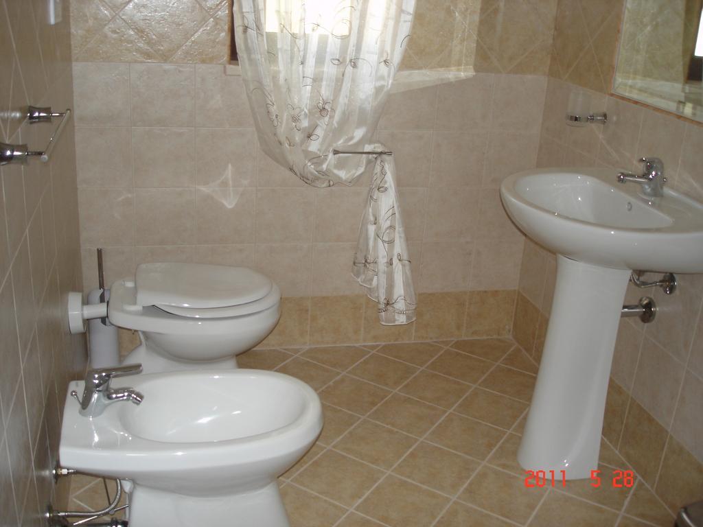 Funno Delle Noci Hotel Peschici Room photo